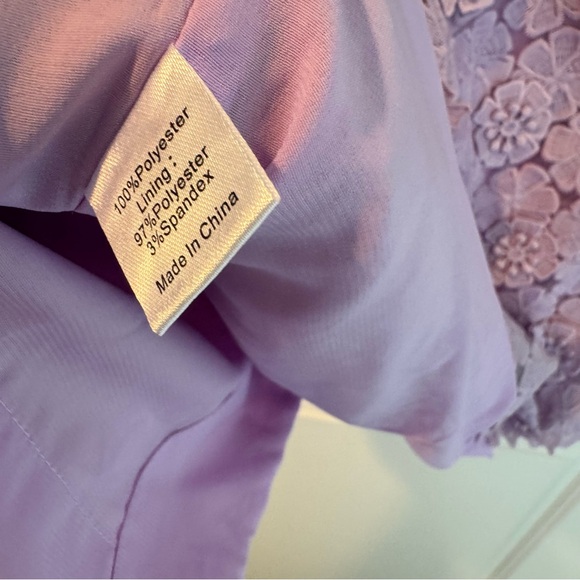 NWT Tuckernuck Lilac Floral Delphine Sleeveless Top | XL - Picture 5 of 8